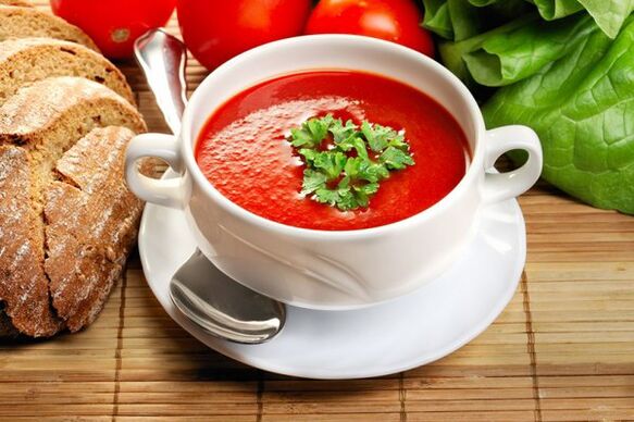 Menu diet nginum tiasa dibédakeun sareng sup tomat